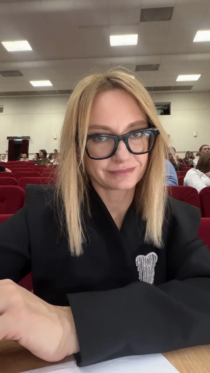 Алеся Максименкова на конкурсе: судейство, круглый стол, награждение