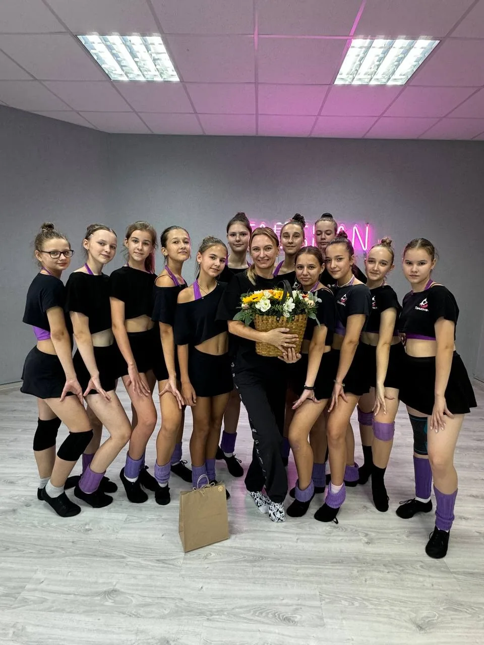 Коллектив на репетиции с Алесей Максименковой